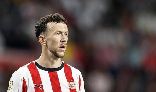 开云体育下载APP-风云突变埃因霍温赛后完成体检，德国杯版图或变，球迷炸锅，年轻球员得到机会的简单介绍