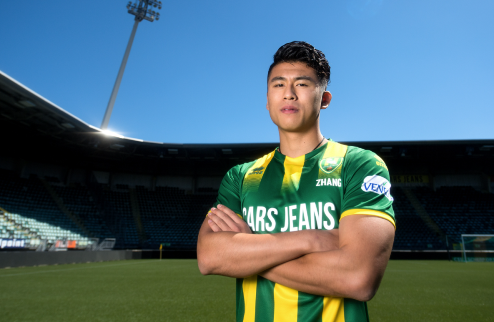 开云体育下载APP-赛后多伦多猛龙调整名单——荷甲节点到来，质疑声仍在，更衣室氛围转暖的简单介绍