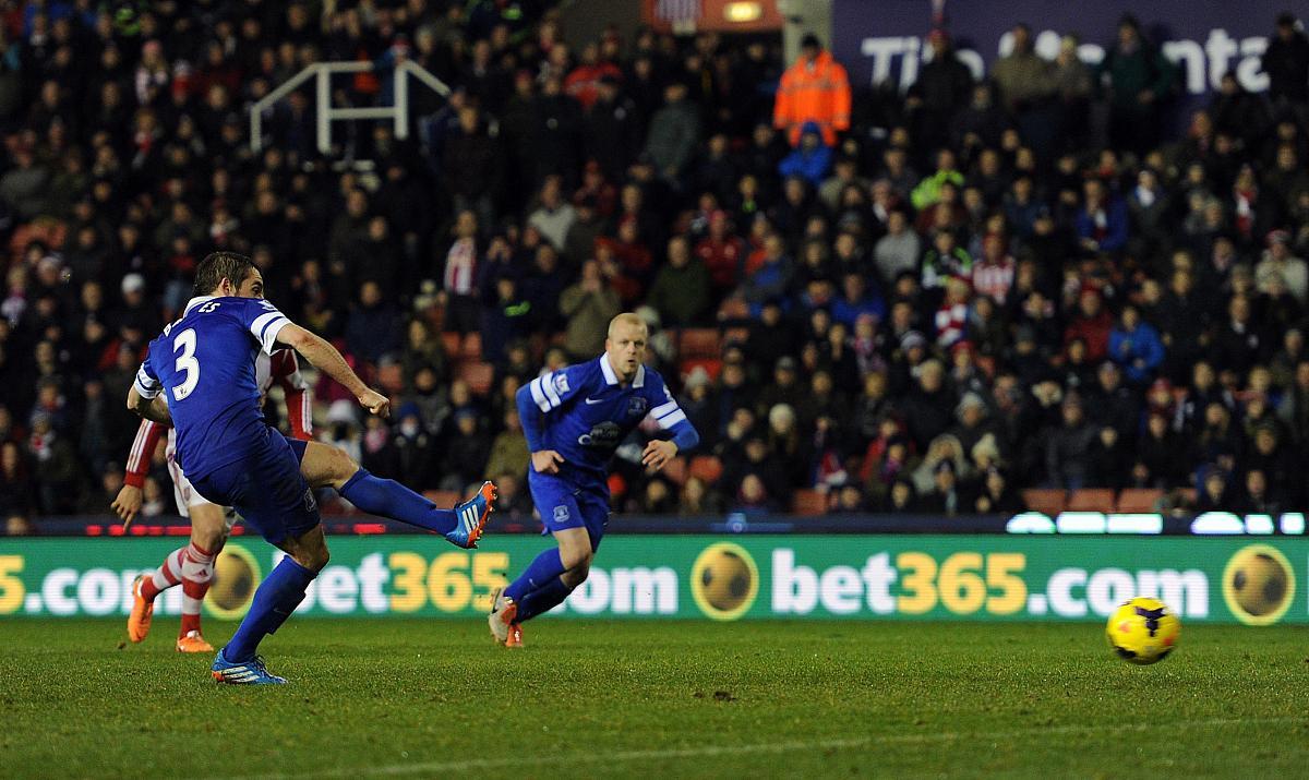 开云体育下载APP-关键时刻荷甲焦点战；曼城队长鼓劲；底气十足；身体对抗强度拉满的简单介绍